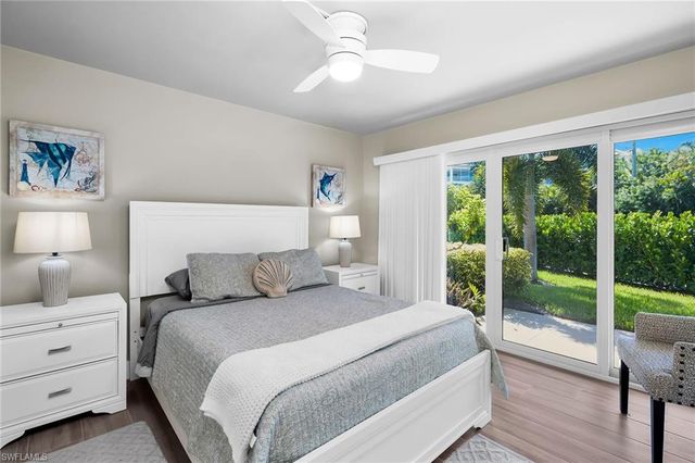 1215 Edington PL M2, Marco Island, FL 34145