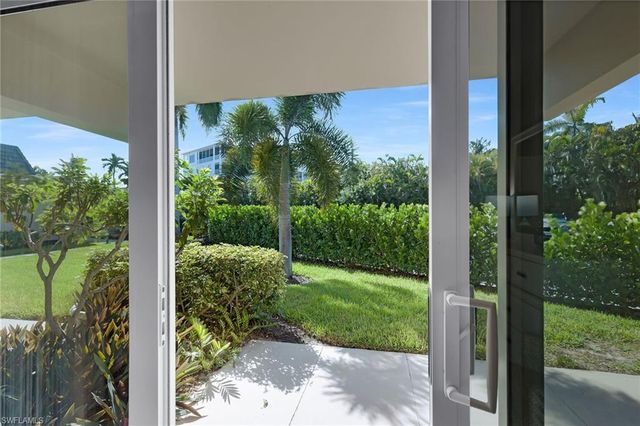 1215 Edington PL M2, Marco Island, FL 34145