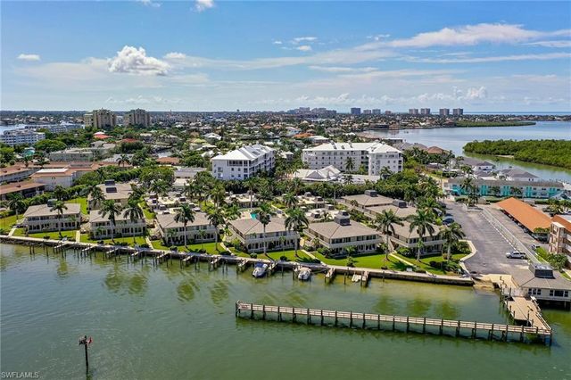 1215 Edington PL M2, Marco Island, FL 34145