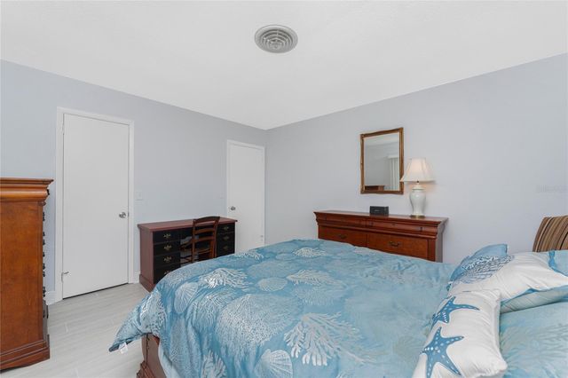 1720 FLORENCE AVENUE, Englewood, FL 34223