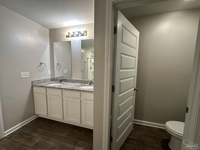 7540 Oak Lake Blvd, Pensacola, FL 32526