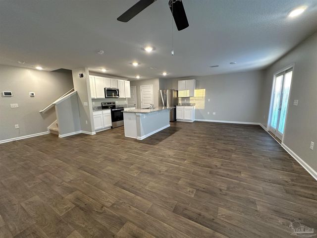 7540 Oak Lake Blvd, Pensacola, FL 32526