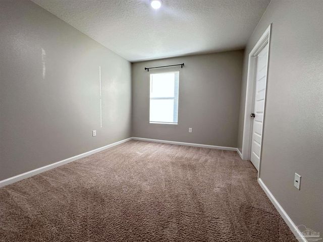 7540 Oak Lake Blvd, Pensacola, FL 32526