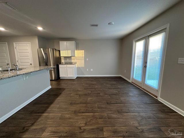 7540 Oak Lake Blvd, Pensacola, FL 32526