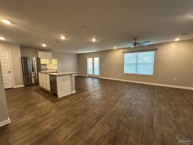 7540 Oak Lake Blvd, Pensacola, FL 32526