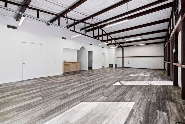 1620 N Fm 17, Alba, TX 75410