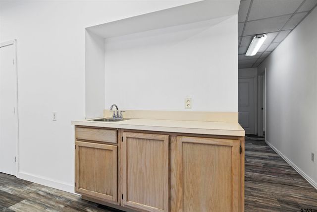 1620 N Fm 17, Alba, TX 75410