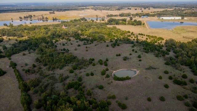 24243 Tiny Chapel, Madill, OK 73446