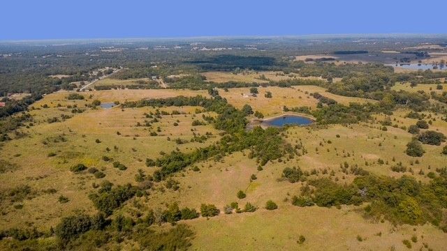 24243 Tiny Chapel, Madill, OK 73446