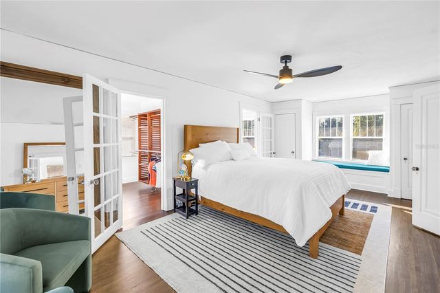 2320 5TH STREET N, St Petersburg, FL 33704