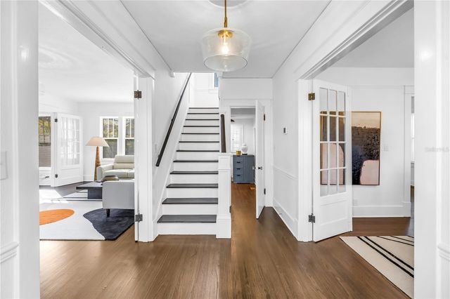 2320 5TH STREET N, St Petersburg, FL 33704