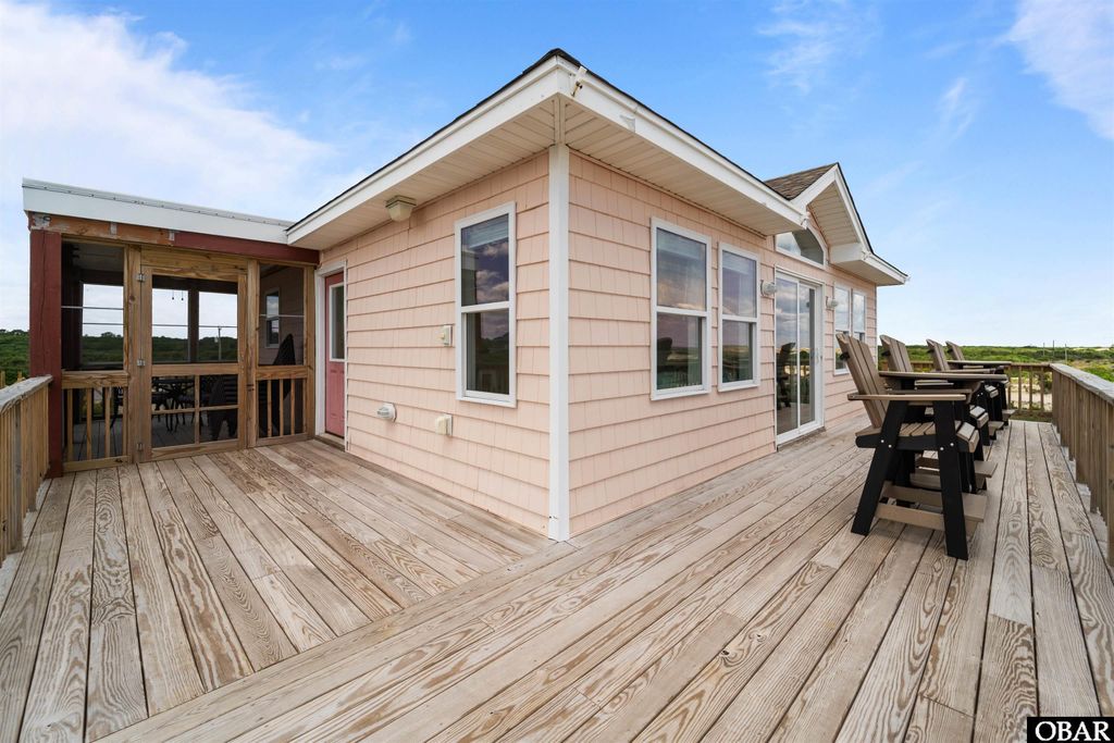 Image 4 of property listing at 1692 Ocean Pearl Road Lot 3, Corolla, NC 27927