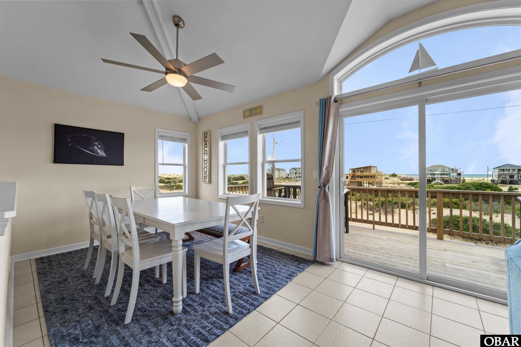 Image 10 of property listing at 1692 Ocean Pearl Road Lot 3, Corolla, NC 27927