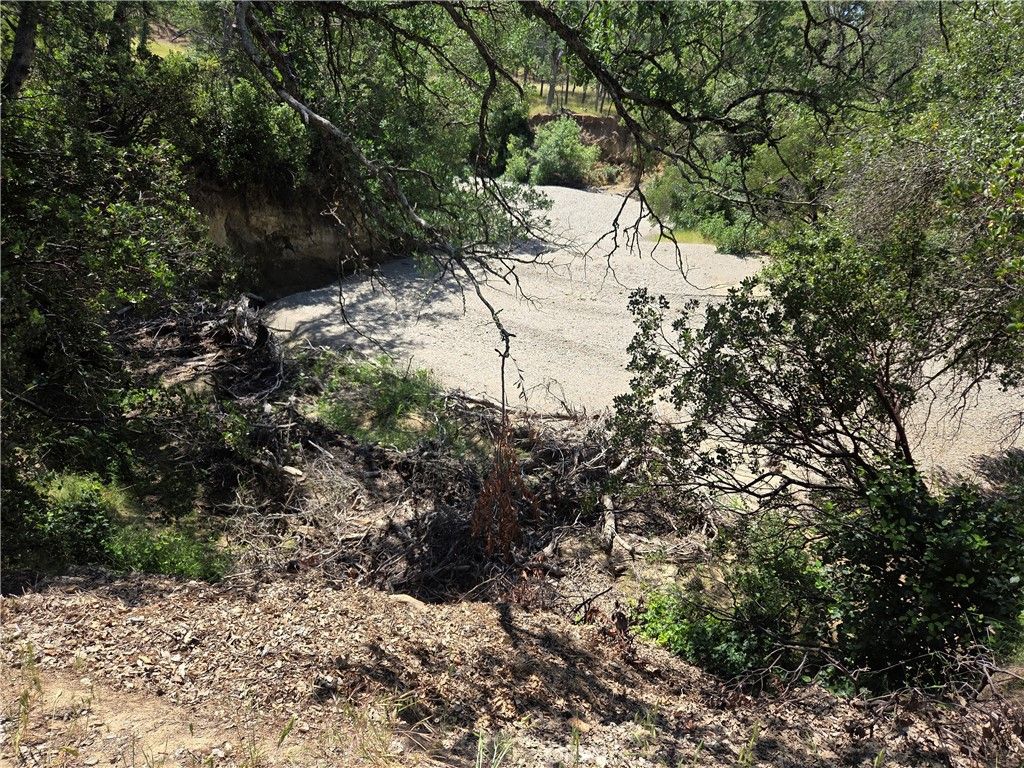 Image 8 of property listing at 17087 LARAMIE, Corning, CA 96021
