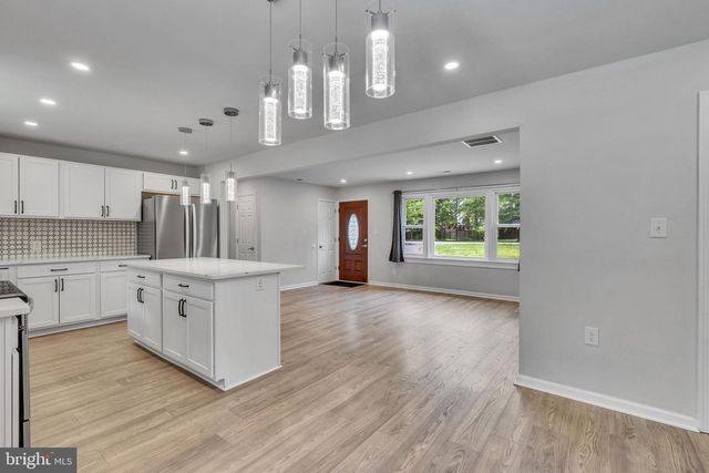 2625-A HAMILTON RD, Waldorf, MD 20601