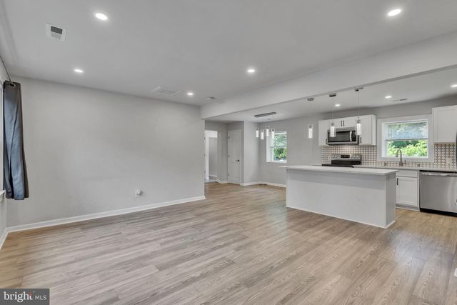 2625-A HAMILTON RD, Waldorf, MD 20601