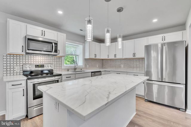 2625-A HAMILTON RD, Waldorf, MD 20601
