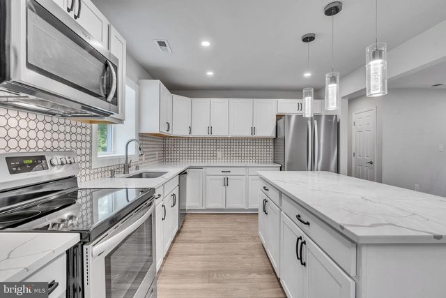 2625-A HAMILTON RD, Waldorf, MD 20601