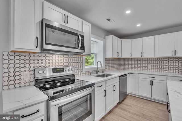2625-A HAMILTON RD, Waldorf, MD 20601