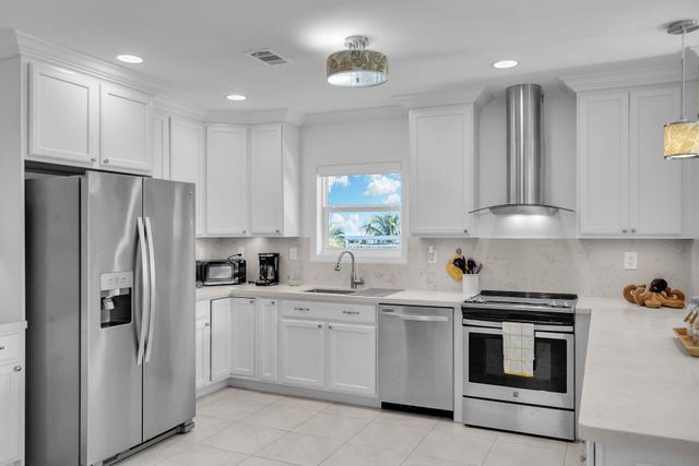 94825 Overseas Hwy Unit 130, Key Largo, FL 33037