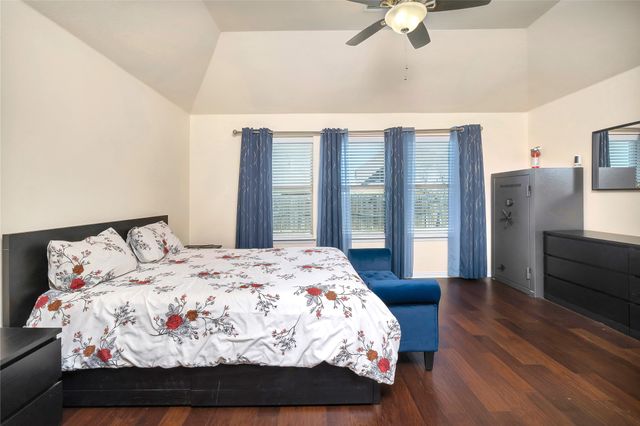 1008 Hoxton Road, Forney, TX 75126