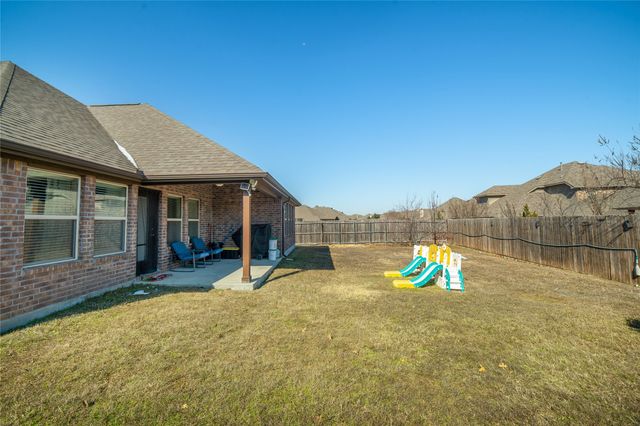 1008 Hoxton Road, Forney, TX 75126