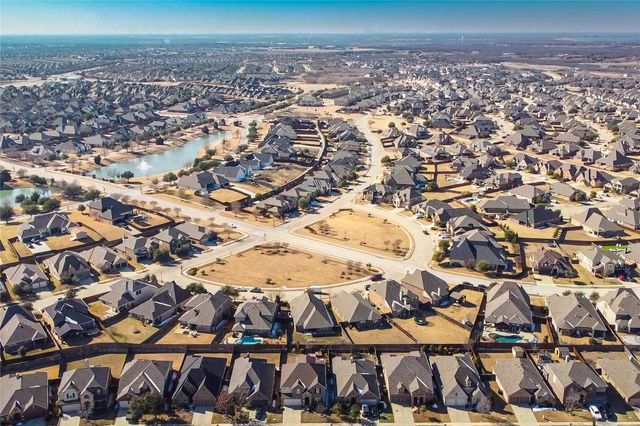 1008 Hoxton Road, Forney, TX 75126