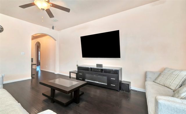 1008 Hoxton Road, Forney, TX 75126