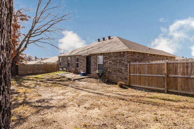 2290 Getty Drive, Conway, AR 72032
