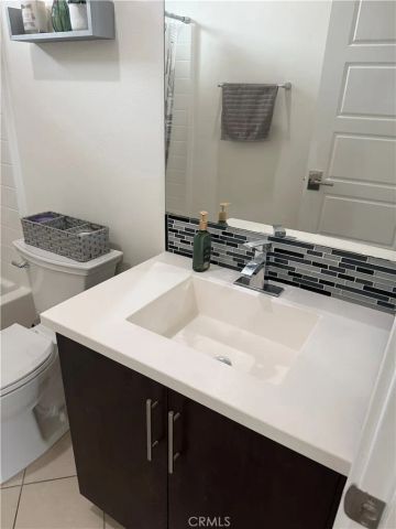 2256 indus way, San Marcos, CA 92078