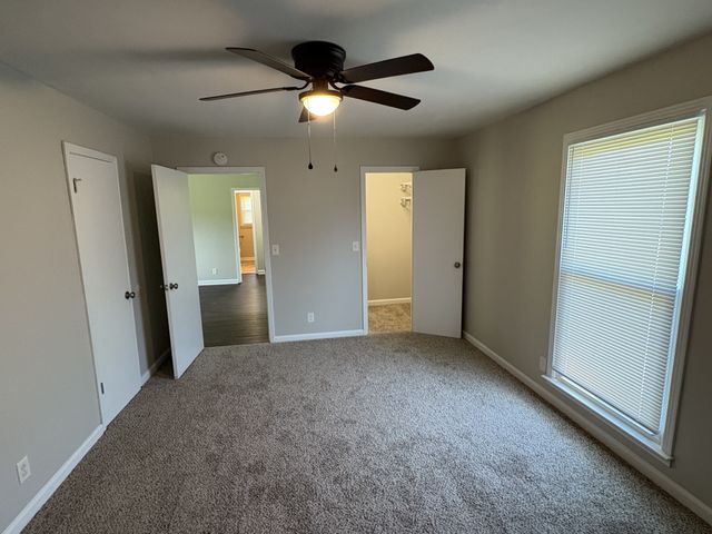 1710 Broadripple Dr, Clarksville, TN 37042