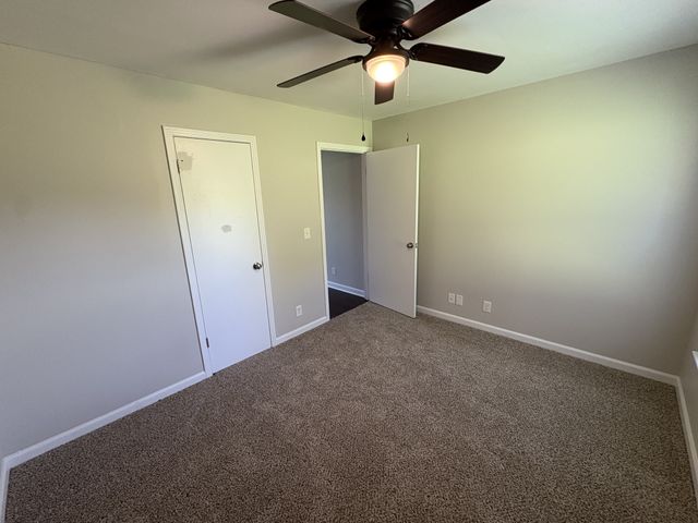1710 Broadripple Dr, Clarksville, TN 37042