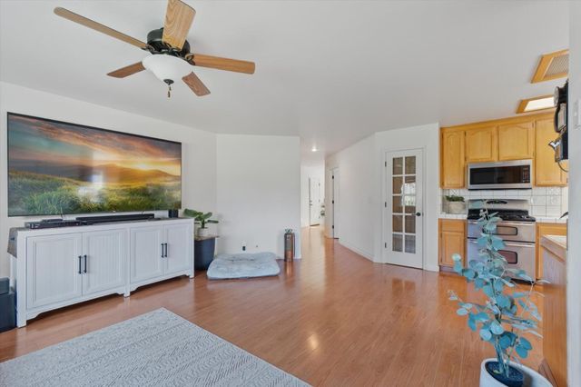 1426 Gladstone Court, Redding, CA 96001