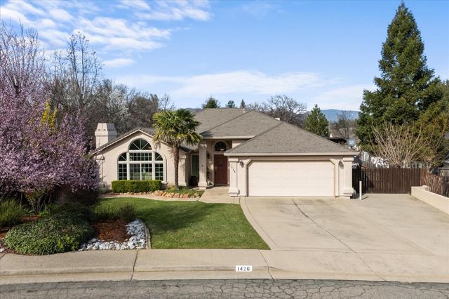1426 Gladstone Court, Redding, CA 96001