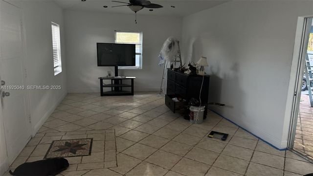 1550 SW 86th Ct, Miami, FL 33144