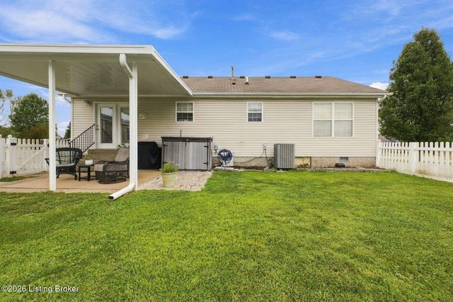 375 Forest Ridge Dr, Mt Washington, KY 40047