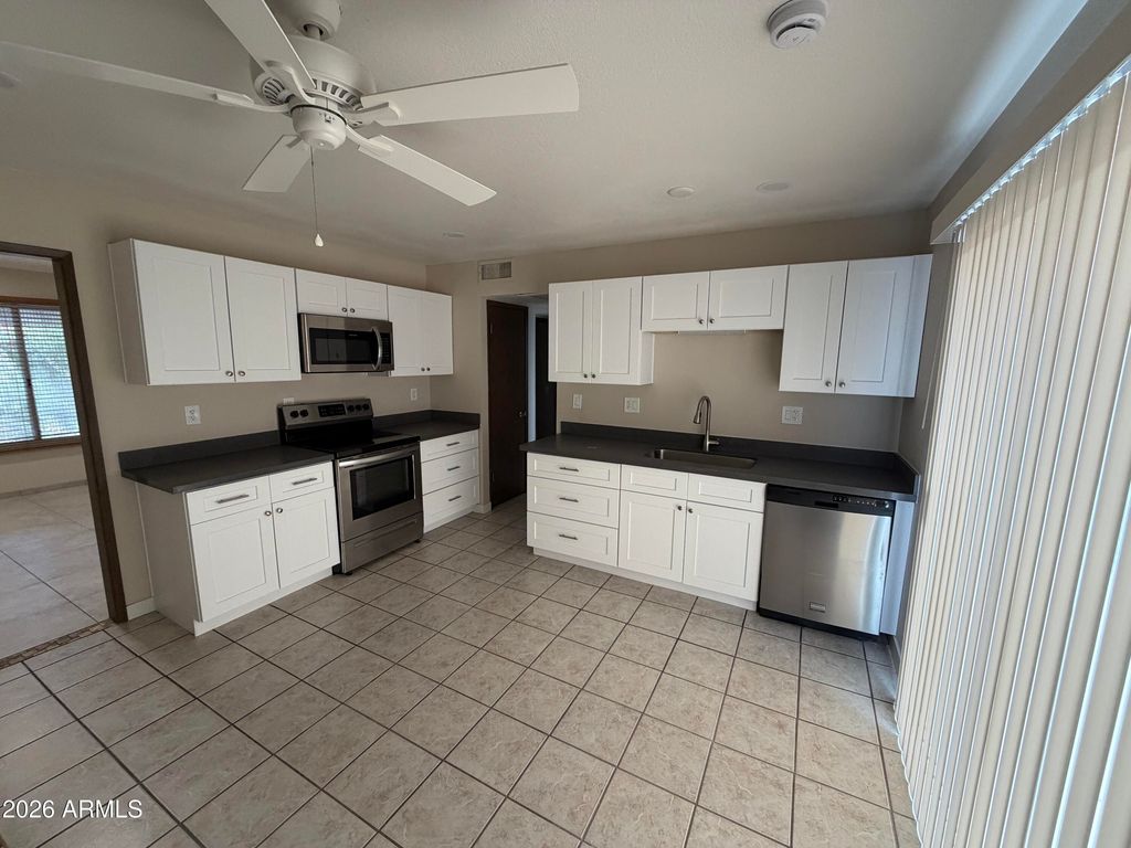 19621 N PALO VERDE Drive, Sun City, AZ 85373 — photo 3