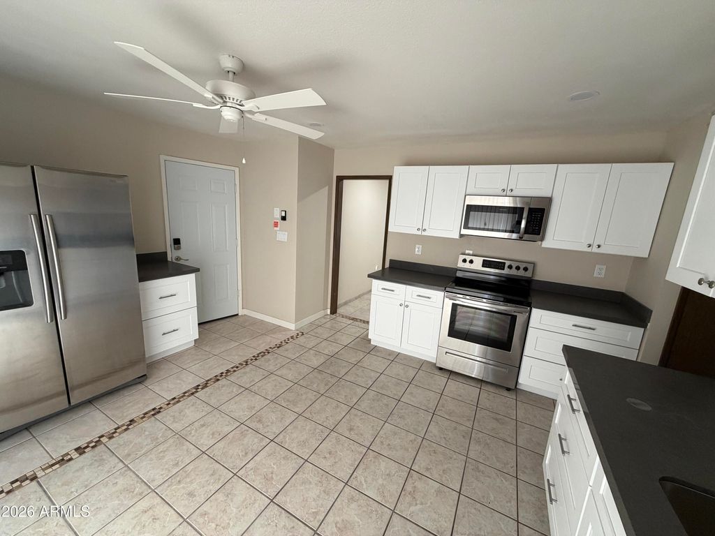 19621 N PALO VERDE Drive, Sun City, AZ 85373 — photo 5