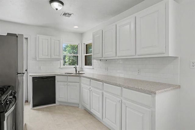 508 NW 50th Street, Oklahoma City, OK 73118