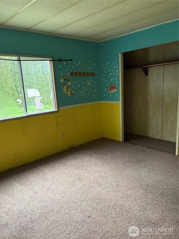 14205 State Route 165 E, Buckley, WA 98321