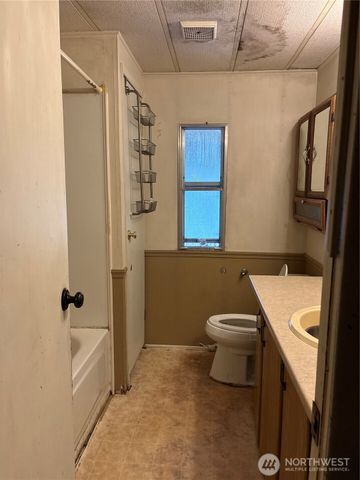 14205 State Route 165 E, Buckley, WA 98321
