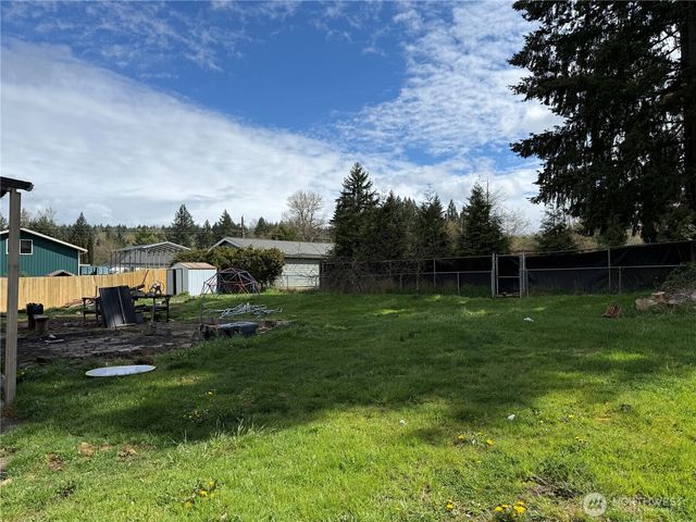 14205 State Route 165 E, Buckley, WA 98321