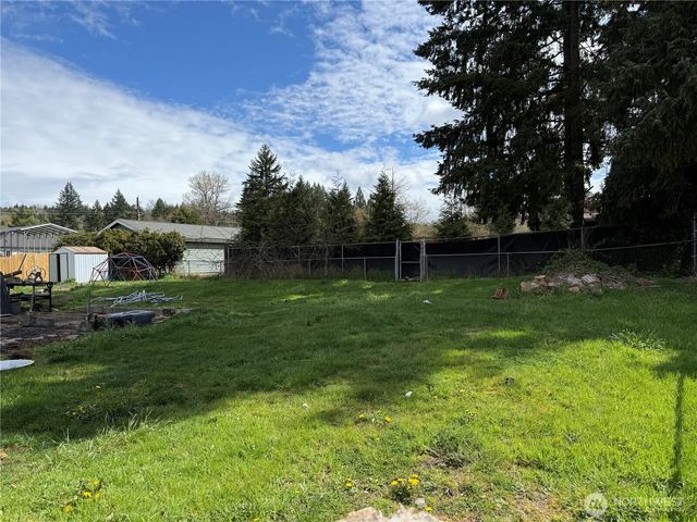 14205 State Route 165 E, Buckley, WA 98321