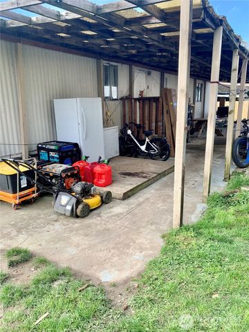 14205 State Route 165 E, Buckley, WA 98321