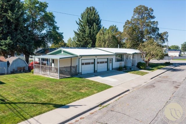 416 Mountain View Lane, Laurel, MT 59044