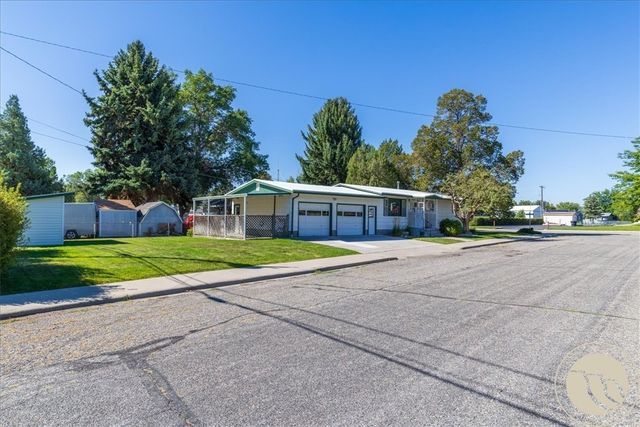 416 Mountain View Lane, Laurel, MT 59044