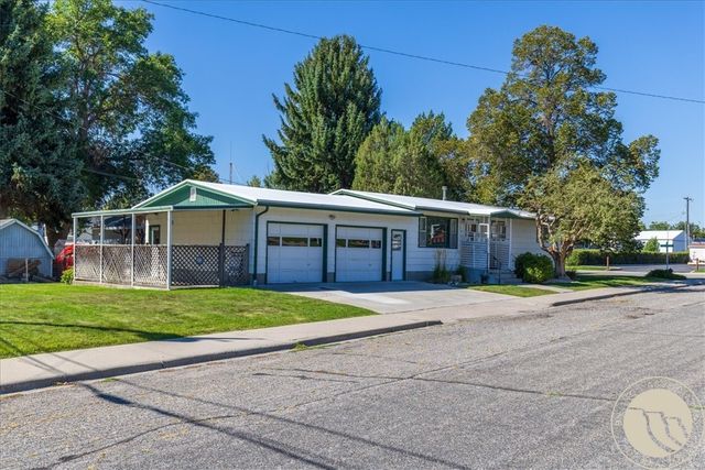 416 Mountain View Lane, Laurel, MT 59044
