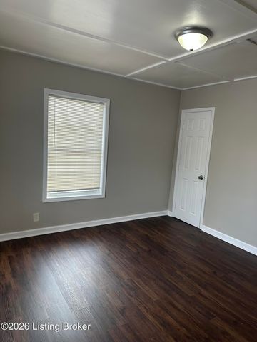 1111 Longfield Ave, Louisville, KY 40215