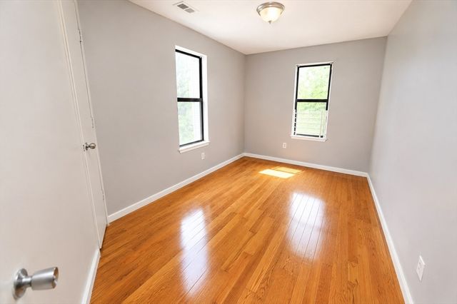 42 Greenwood St 3, Boston, MA 02121