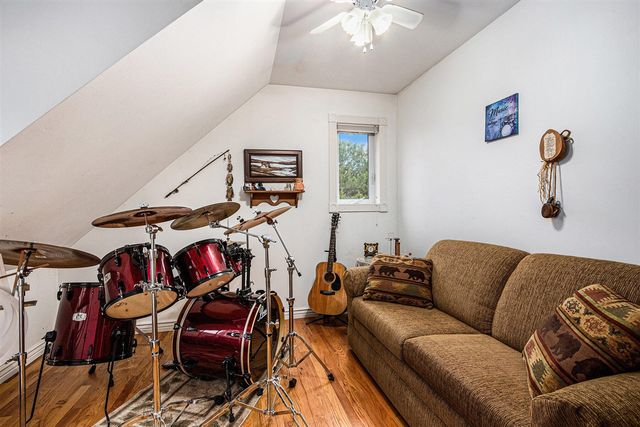1908 Kaiser Road, Galien, MI 49113
